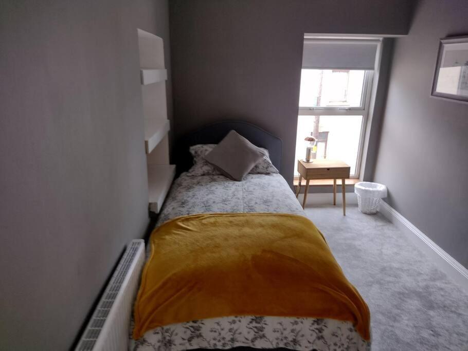 White Birds Townhouse In Sligo Town Center Apartment Exterior foto